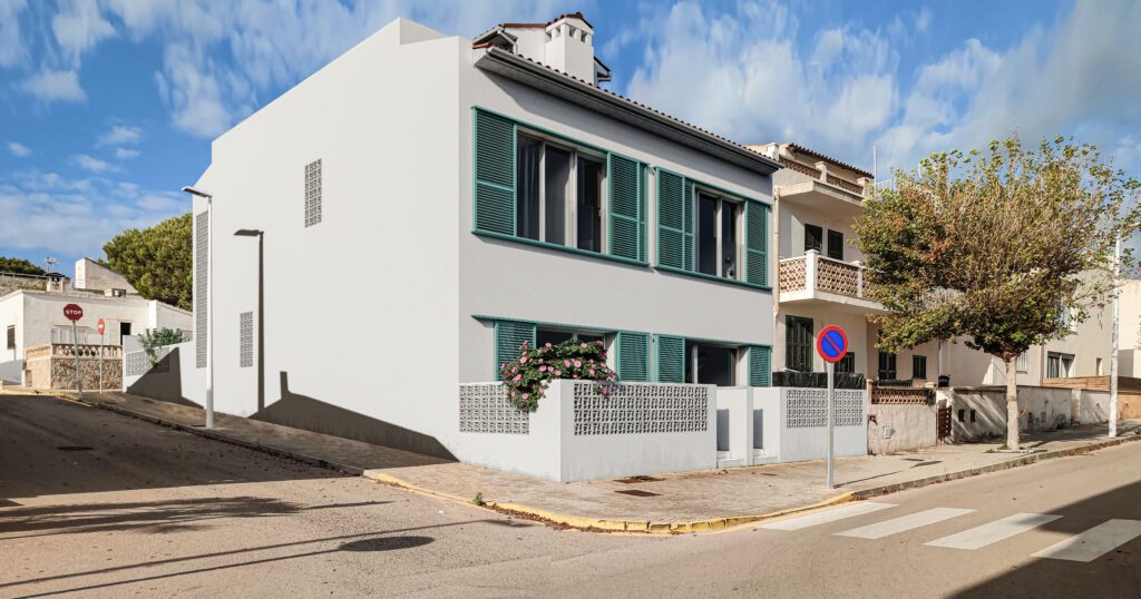 Semi-detached houses in privileged location, with stunning views in Son Serra de Marina, Mallorca